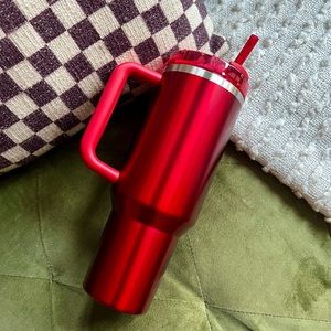 Stanley X Starbucks Holiday 2023 Red Cup ✨